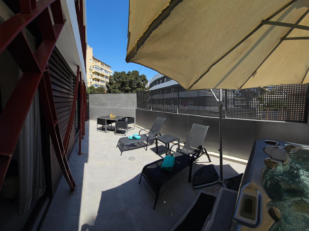 Nogalera Quintessence Apartment With Private Parking By Namaste Elite Torremolinos Luaran gambar