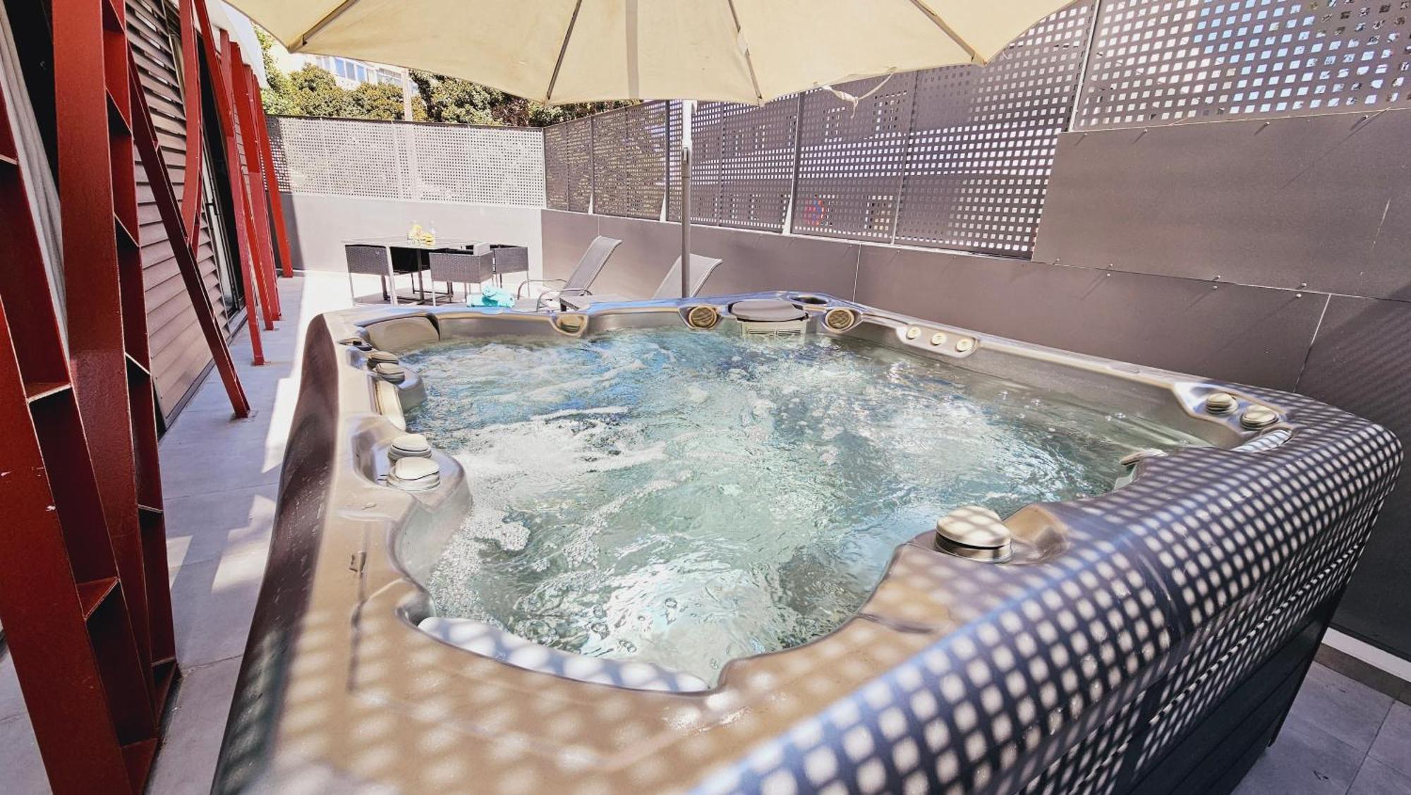 Nogalera Quintessence Apartment With Private Parking By Namaste Elite Torremolinos Luaran gambar
