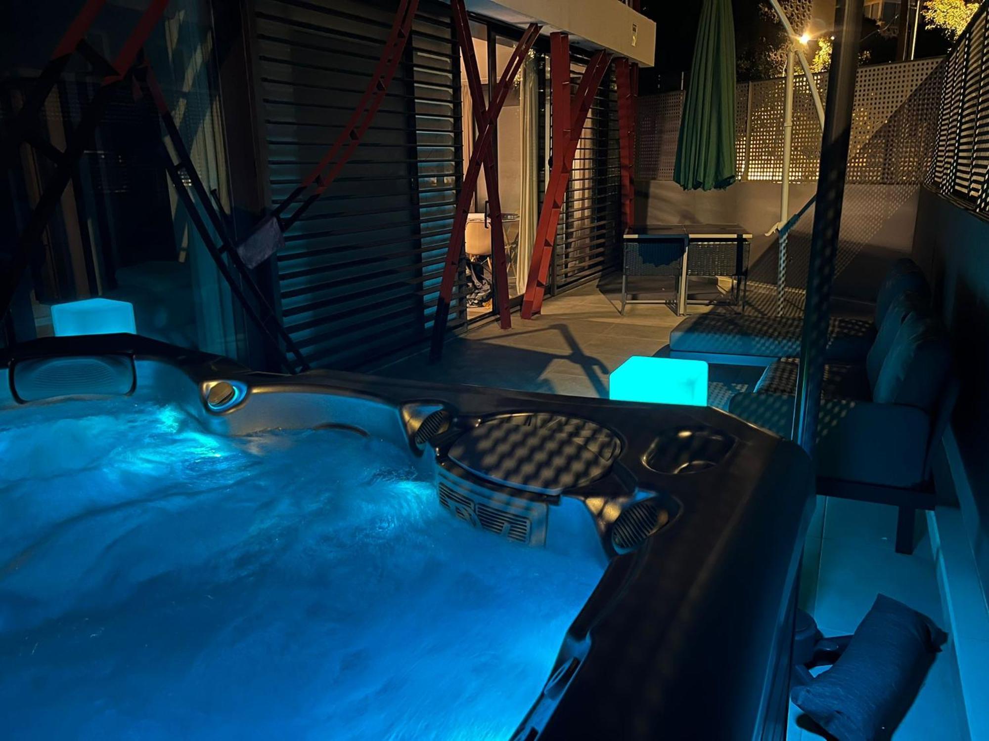 Nogalera Quintessence Apartment With Private Parking By Namaste Elite Torremolinos Luaran gambar